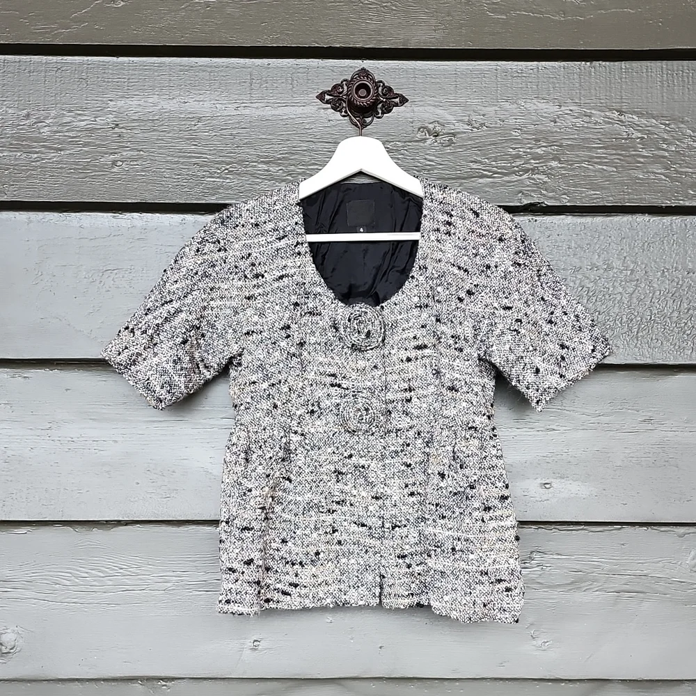 ANNA SUI Tweed Rosette Embellished Peplum Jacket sz 4 Women's - Picture 2 of 8